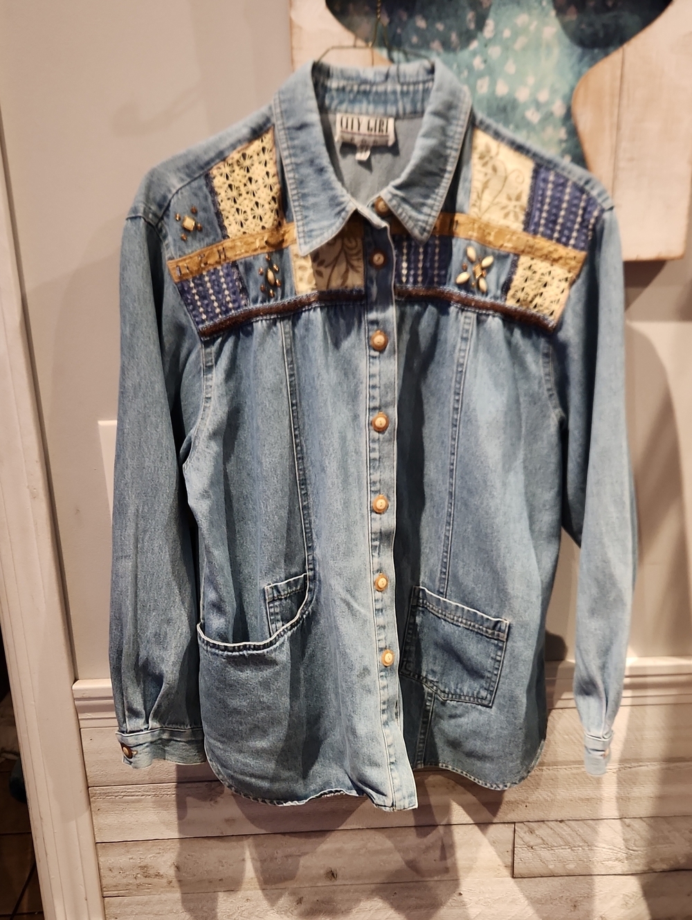 EUC Vtg. City Girl Sport Boho Embroidered Light Blue Denim Jacket  Sz 16